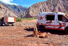 Cafayate: Una ambulancia fue arrastrada por un alud