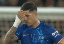 Video: la reacción de Enzo Fernández ante la mala salida del arquero de Chelsea en el gol de Haaland