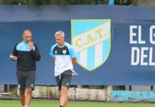 Lucas Pusineri se prepara para enfrentarse a Diego Flores