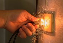 Los 3 aparatos que siempre hay que desconectar en una tormenta eléctrica