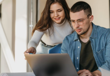 Las 3 profesiones a las que ya no conviene dedicarse de cara al futuro, según la inteligencia artificial