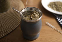 El truco casero más efectivo para destapar la bombilla del mate fácil y rápido