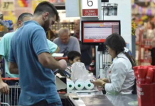 Una familia necesitó $1,1 millones en marzo para no ser pobre en Argentina