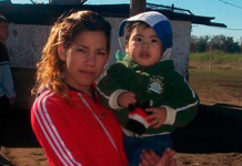 Romina fue asesinada de un tiro por un vecino y su madre lucha para que el caso sea considerado femicidio