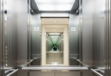 Pocos lo saben: por qué los ascensores tienen espejos