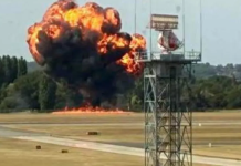 Un avión se estrelló al despegar en un aeropuerto de Londres