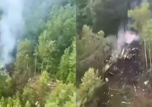 Un avión con 49 personas a bordo se estrelló en una zona remota de Rusia