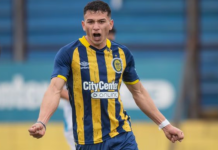 Un futbolista de Rosario Central chocó contra un camión cuando iba al entrenamiento: quedó internado
