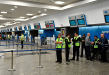 Paro de controladores aéreos: se espera otro día de demoras y cancelaciones en los aeropuertos de todo el país