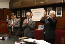 La UNT honró al profesor Mario Palermo con una distinción académica