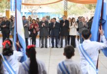 Jaldo inauguró el patio techado de la escuela Claudia Vélez de Cano de Amaicha del Valle