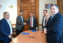 Sellaron un acuerdo con profesionales universitarios para capacitar y debatir políticas públicas