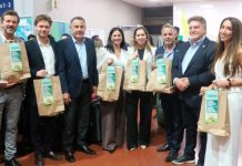 Folklore, empanadas y milanesas para recibir al primer vuelo de Copa Airlines
