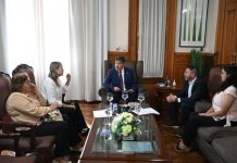 Tandem Club Tucumán presentó su propuesta de ciclismo adaptado en Casa de Gobierno