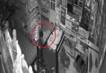 Rompió un vidrio de un miniservice, se arrastró por el piso y robó $600.000