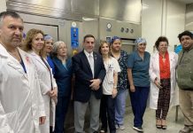 En el Día Nacional del Técnico en Esterilización, el ministro visitó el servicio de Maternidad