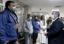 Medina Ruiz visitó el Hospital Kirchner y acompañó a pacientes del circuito pretrasplante renal