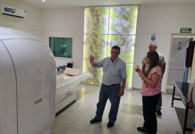 El ministro de Salud Pública doctor Luis Medina Ruiz visitó el hospital de Trancas