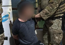 La Policía detuvo con la Taser a un ciudadano chino que disparaba desde el balcón de su casa