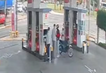 Simuló que iba a cargar nafta y les robó la recaudación a dos playeros en una estación de servicio