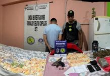 Desarticulan una banda armada y secuestran droga, dinero y un arma