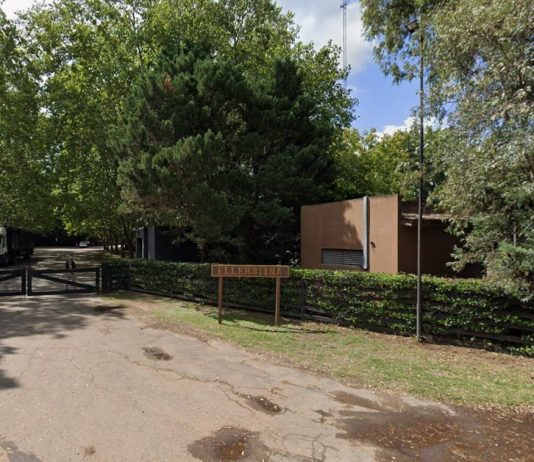 Clausuraron el predio del club de polo Ellerstina en General Rodríguez por realizar un torneo clandestino