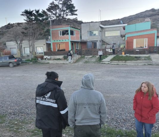 Conmoción en Chubut: una nena de cinco años murió al ser atacada por un perro cuando paseaba con su familia