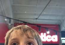 Desesperada búsqueda en Venezuela de Lucas Gámez, un nene argentino de 8 años que desapareció tras el doble terremoto