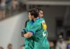El gesto del Dibu Martínez que sorprendió a Santiago Beltrán tras su debut en el arco de la selección argentina