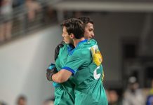 El gesto del Dibu Martínez que sorprendió a Santiago Beltrán tras su debut en el arco de la selección argentina