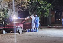 Encontraron el cuerpo de una mujer en un auto incendiado en Tucumán y creen que fue asesinada