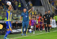 “¡Hasta mi mamá me pide que lo eche!”: el presidente de Rosario Central respaldó la continuidad de Almirón con un curioso discurso