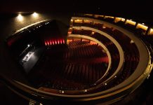 La increíble historia del Teatro Coliseo: el único auditorio del mundo que pertenece a Italia, pero está en Buenos Aires