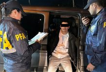 Morir por un puñado de dólares falsos: la historia del insólito “crimen cuevero” de Villa Celina