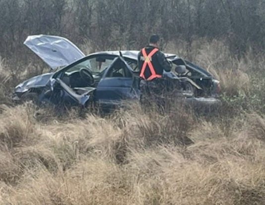 Murió un hombre tras un vuelco y choque con una camioneta en una ruta de Córdoba
