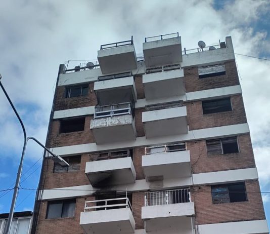 El Gobierno porteño desalojó un edificio de ocho pisos que estaba tomado hace 30 años en Núñez