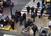 Grave accidente en el barrio porteño de Flores: un taxista se subió a la vereda y atropelló a dos peatones y un ciclista