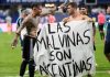 La sanción que recibió la selección argentina por mostrar la bandera de “Las Malvinas son Argentinas” ante Inglaterra en el Mundial
