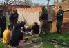 Lo encontraron muerto en la vías del tren, creyeron que había sido atropellado, pero ahora investigan un presunto homicidio