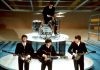 Los Beatles y el primer show de rock en un estadio: karatekas para frenar a las fans y gestos para entenderse entre los gritos
