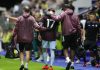 “Ridícula”: la “asistencia fantasma” de Garnacho que desató las bromas en las redes y el golpe que lo sacó del amistoso del Aston Villa