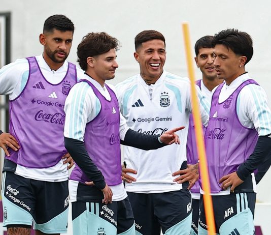 Cuál será la primera formación de Argentina en el inicio de la era post Messi: el movimiento de piezas que anticipa el futuro