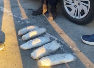 Encontraron éxtasis valuado en más de 2 millones de dólares dentro de tres autos provenientes de Brasil