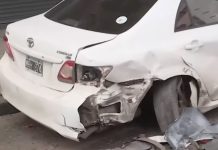 Accidente en el barrio porteño de Balvanera: se quedó dormido, chocó contra dos autos estacionados y fue hospitalizado