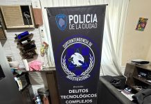 Desbarataron un laboratorio clandestino de desbloqueo de celulares en Saavedra: más de 130 dispositivos secuestrados
