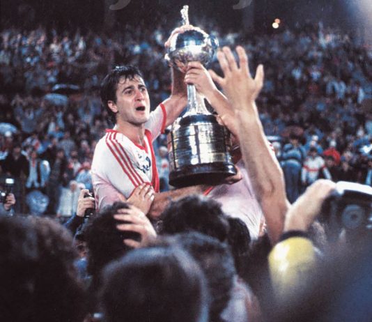 El día que River Plate saldó una deuda de su historia y logró su primera Copa Libertadores con un equipo extraordinario