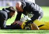El entrenador del Chelsea confirmó que Emiliano Dibu Martínez fue trasladado al hospital tras chocar la cabeza con un rival