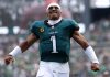 El jugador estrella de la NFL Jalen Hurts tiene coágulos en ambos pulmones y se perderá el resto de la temporada