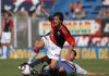 Fue figura del fútbol argentino, convirtió dos goles en la Selección de Maradona y hoy se dedica a la venta de ropa deportiva