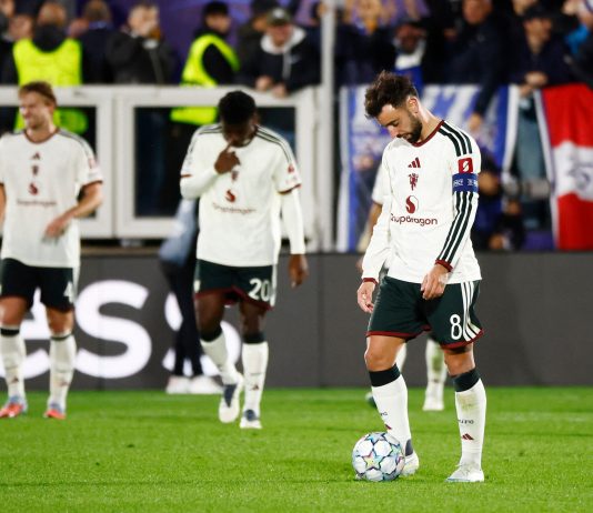 La fuerte crítica de Bruno Fernandes contra el técnico del Manchester United tras la goleada sufrida ante el Como por Champions